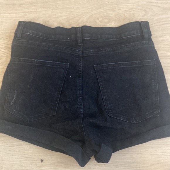 Black jean shorts - Picture 2 of 2
